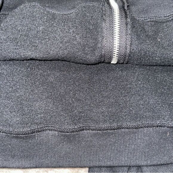 Tillys XS Black White Cotton Unique Live in the Moment Print Full Zip Hoodie - Picture 14 of 14